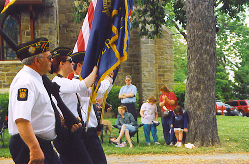 parade 007