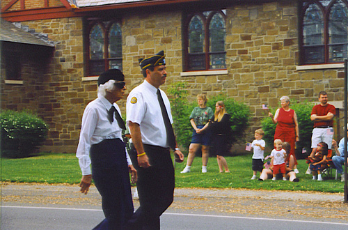 parade 011